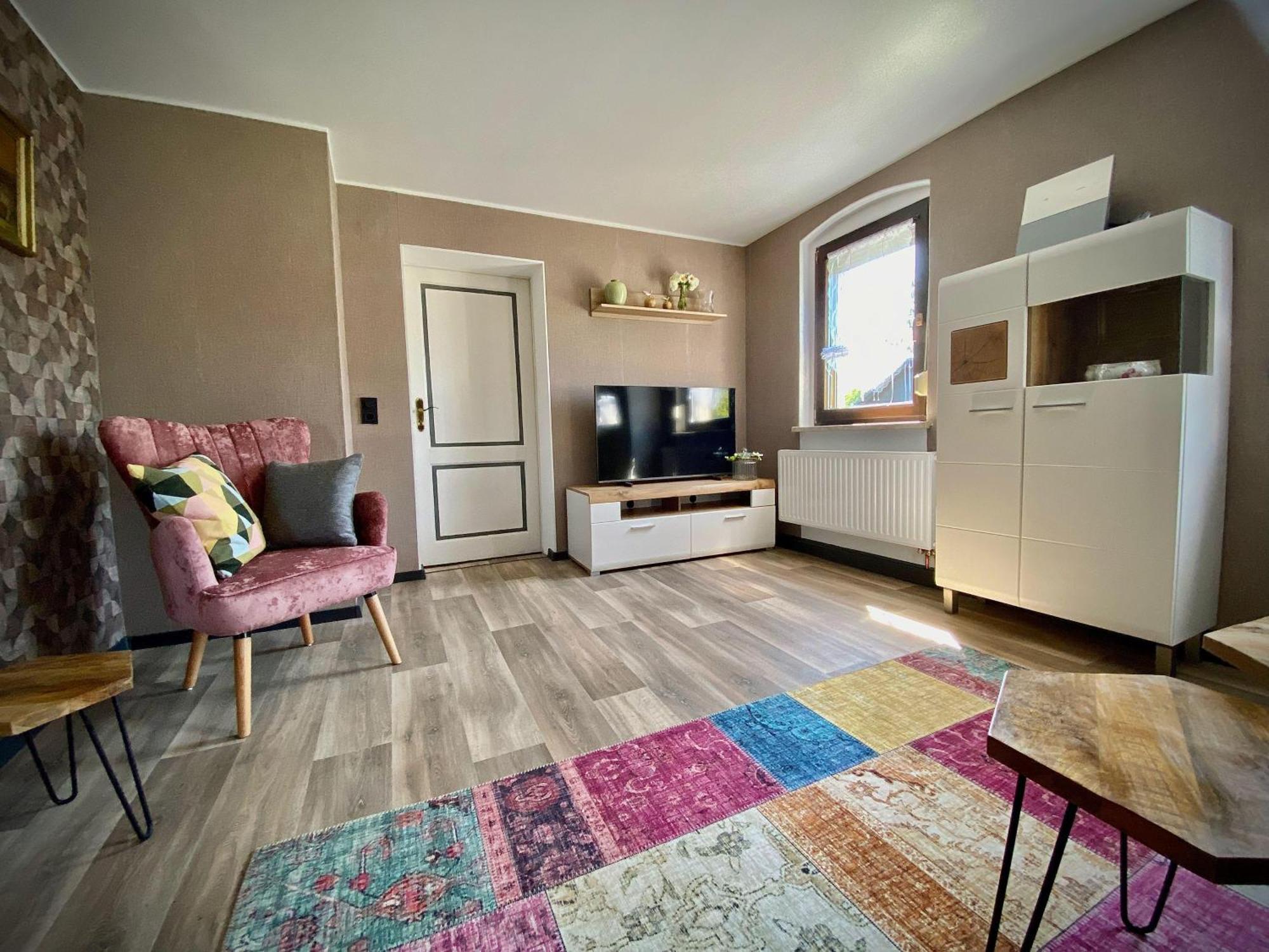 Ferienwohnung-Familienidylle-Im-Vogtland-80Qm Neumark  エクステリア 写真